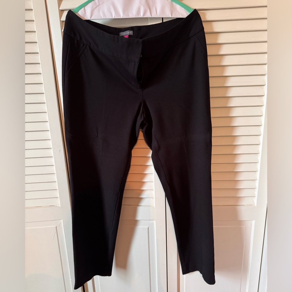 Vince Camuto Black Pants (knit)